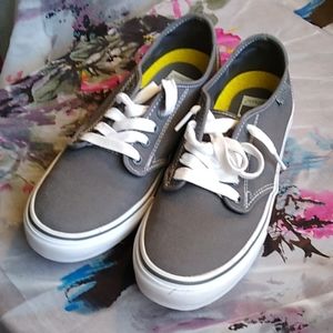 Vans Sneakers/Tennis Shoes